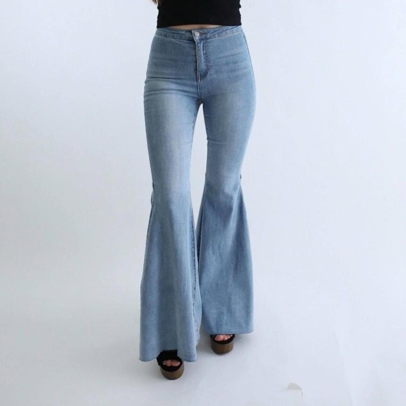 Blank Paige super flare jeans